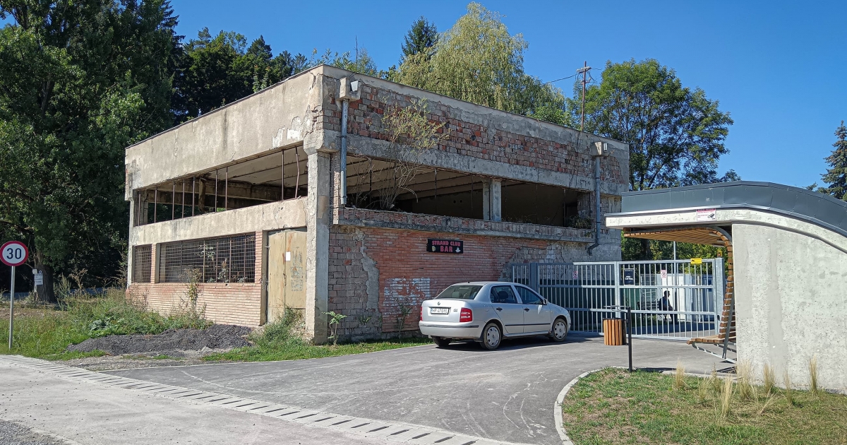 Lebontják a Szeredai strand hőközpontját